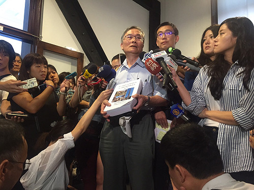 場館龜裂、漏水 文化局：將和紅點協商解決