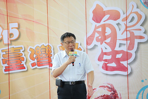 柯P承諾再訪龍腦戶 不排除重建