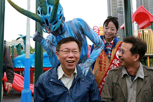 陳佩琪稱「幸福」柯P放閃：她高興我就快樂