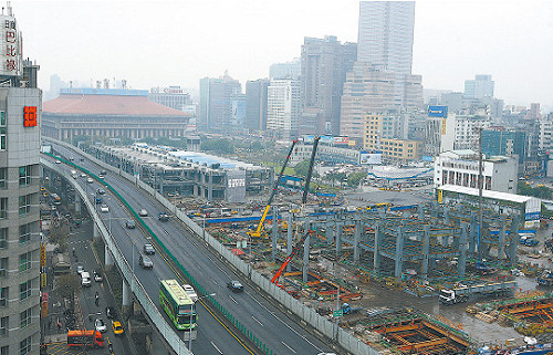 雙子星案  多名北市議員籲廢標