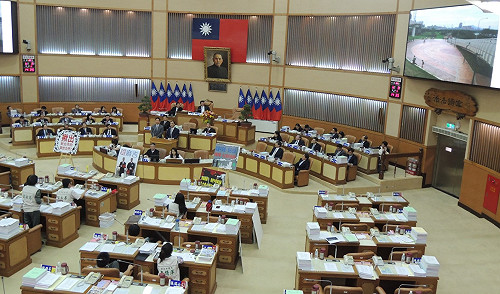 綠民代質疑：遠雄左岸橋炒房幫兇