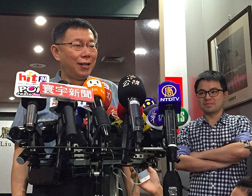 素人參政颳炫風 柯P幕僚出書「裸告白」