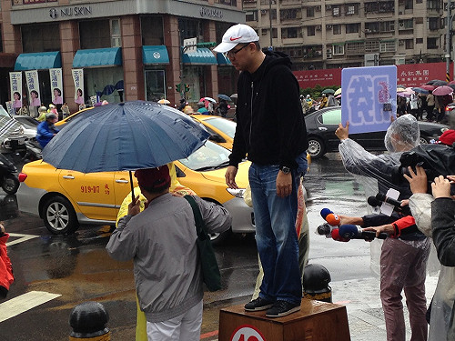 選前閉關修練？連勝文明關門不見客