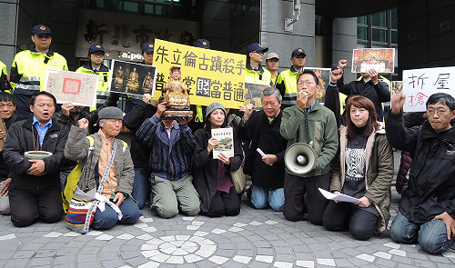 要拆普安堂爭議  民眾批：新北竟提前封山