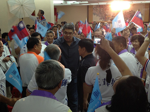 馬陪掃街惹民怨  連：我只聽到支持聲音