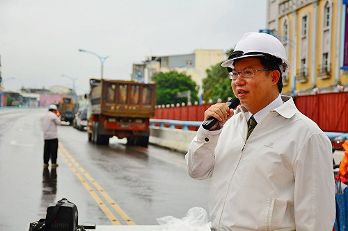 鄭文燦：成立勞工學苑 提升勞工就業競爭力