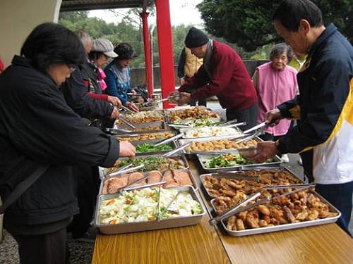 拒絕瘦肉精  佛堂素食正流行