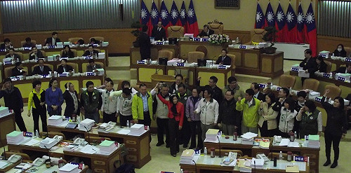 朱立倫拒專案報告  綠揚言關閉協商大門
