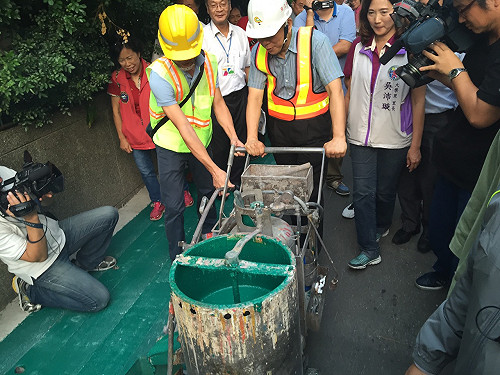 里民自決6米巷弄停車收費 柯P讚：High Class！