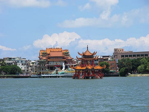 左營萬年季將挑戰三太子跳台客舞金氏紀錄