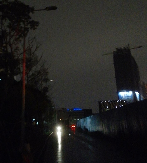 路燈不亮  新北結案通知：有問題請找遠雄