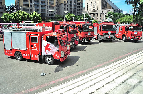 協助高雄消防救災 紅十字會捐逾6千萬元設備