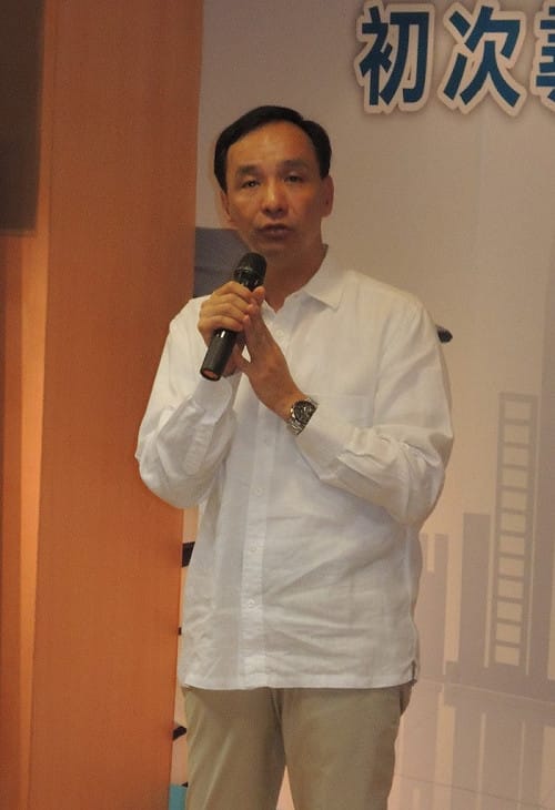 游辦：朱、連、吳志揚可組「『父』酬者聯盟」