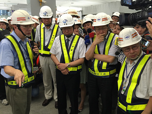 視察機捷 柯P：當然期望通車就遷松機