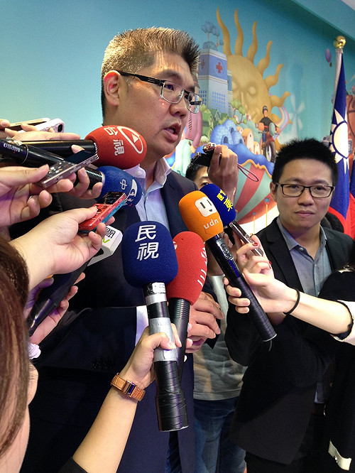 環南市場遷至河灘地？連勸柯應更深入民間