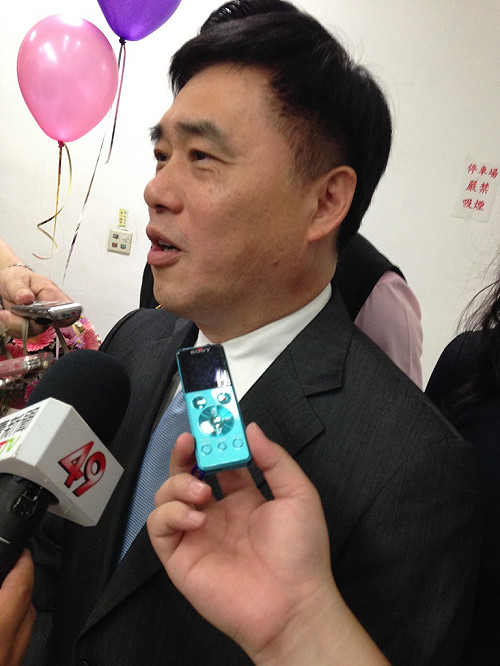 柯文哲民調勝出 郝：希望是一場君子之爭