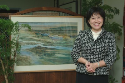 對決「賴神」  藍將徵召南大校長黃秀霜