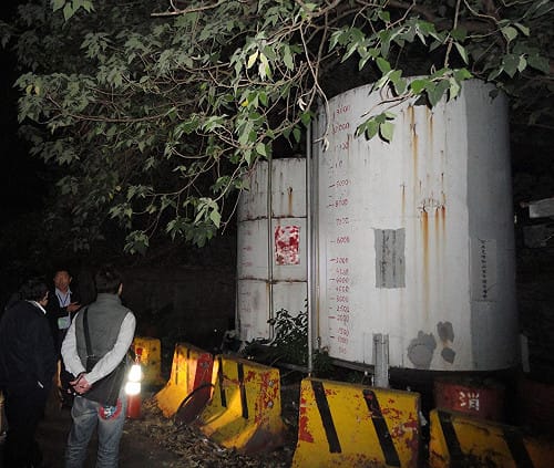 新北查獲公車業者私設2個大油槽