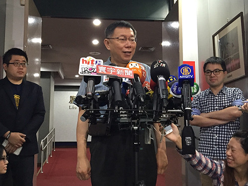 公共住宅議題 柯P：邀總統候選人來討論