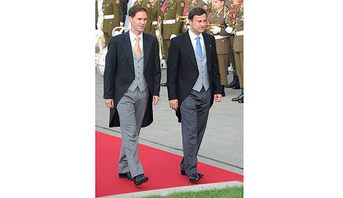 盧森堡首相揮別單身  與同性伴侶走紅毯