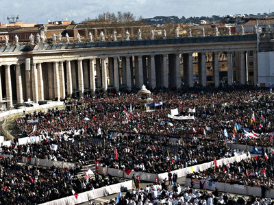 首位拉美教宗 方濟各歡呼中就職