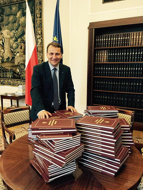 波蘭國會議長竊聽風暴下台  扯出中國網站