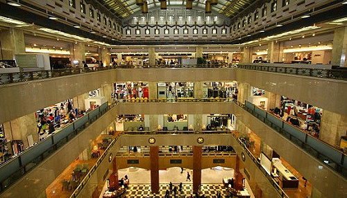 日女工資創新高  2成議會仍零女性