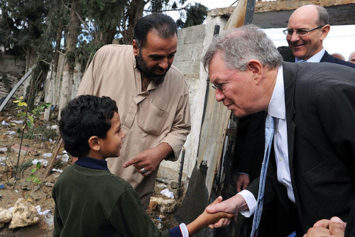 加薩缺能源 每天停電16小時驢車收垃圾