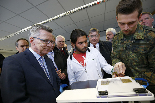 德發警告：伊斯蘭激進組織吸收難民逾百起