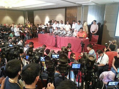 安華不承認敗選  已蒐集國陣不法行為