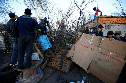 內戰危機外有俄羅斯  烏克蘭持續緊張