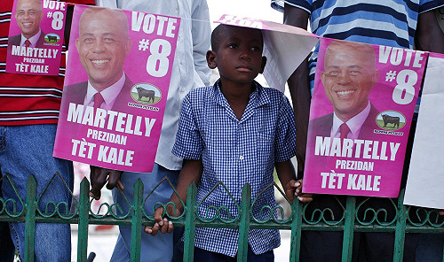 厭惡菁英無能  海地選出歌手總統