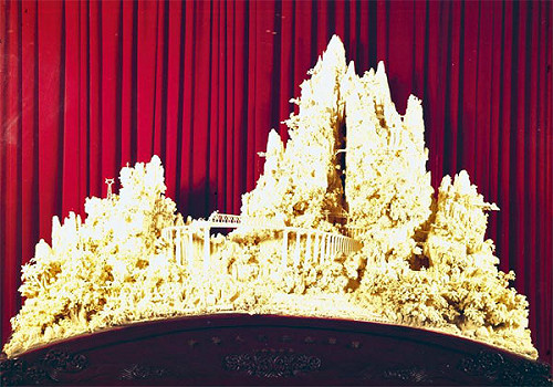 中國挨轟大象殺手  悄悄撤掉贈聯合國牙雕