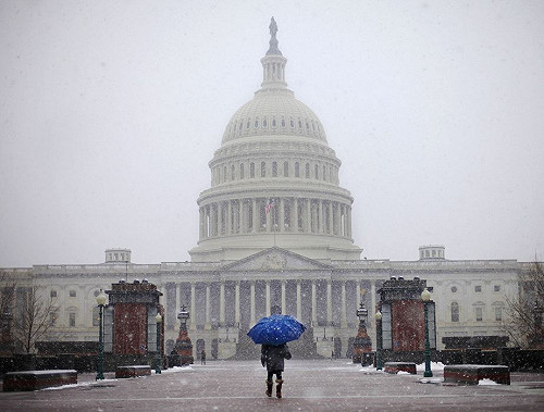 美眾院通過1.1兆支出案  政府免於「斷炊」
