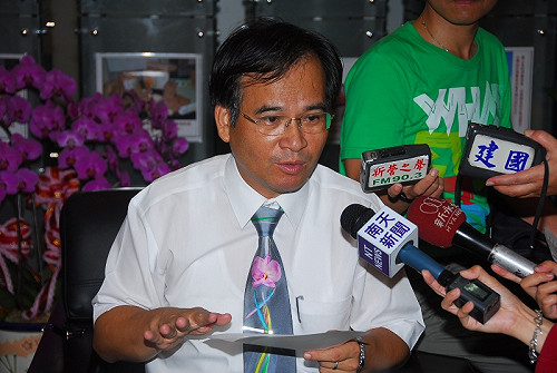 反美牛大遊行  今日下午開走