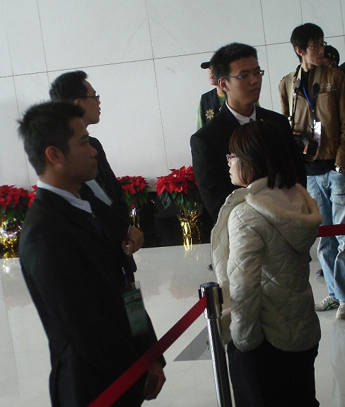 歡迎會場設置不良  記者也嗆聲