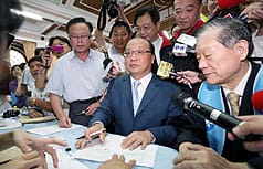 搶先登記  胡志強盼選票也衝第1