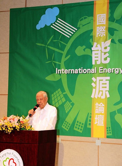 災區道路淹水  李登輝：上面的人應該來看