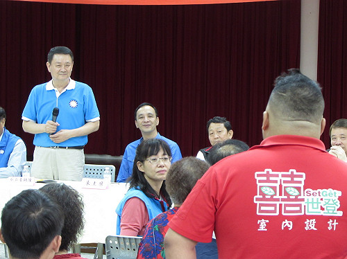 支持者盼剃光頭展決心 朱妙答：頭髮已不多