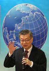 馬英九期許安心  陳冲重申富民