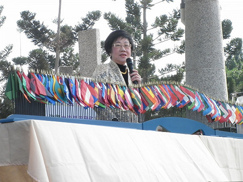 宣布參選總統　呂秀蓮明批馬暗諷小英