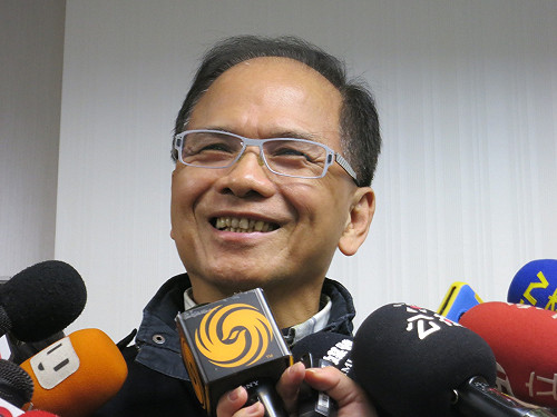 與柯共同造勢  游錫堃：由黨中央規劃