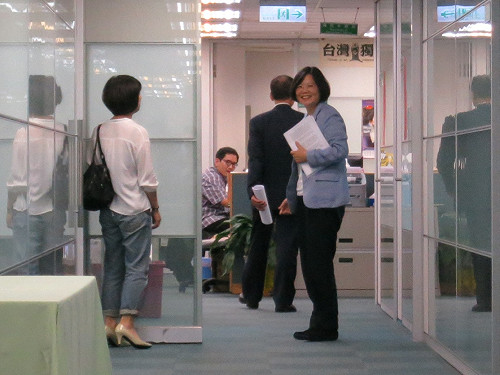 綠中國會  專家：應管制中資 防政治依賴