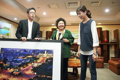 洪慈庸請益 陳菊：莫忘初衷與理想