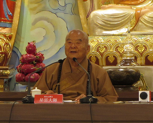 朱立倫搶攻宗教票 星雲：誰來當家都擁護