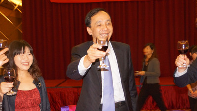 朱立倫：總統人選都在4月到6月間推出