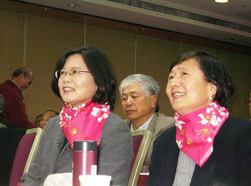 被情蒐？ 小英：才聯繫議員 吳馬上搶來拜會