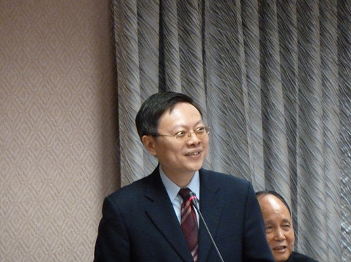 王郁琦：先推中生納健保等3政策