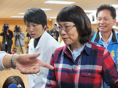 國民黨：王如玄中國學歷不溯及既往未登錄