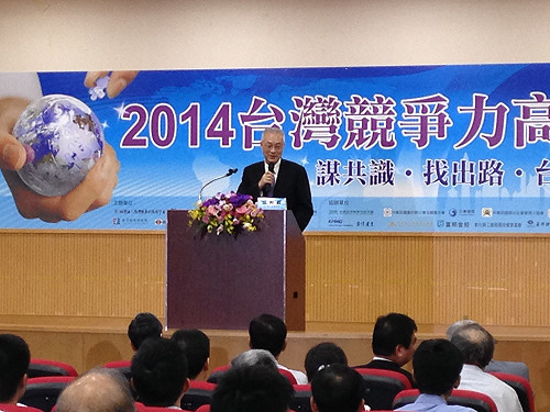 談百國免簽  吳敦義盛讚謝立功了不起